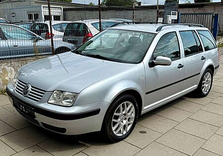 VW Bora Volkswagen 1.6 Auto Edition Variant/ TÜV NEU