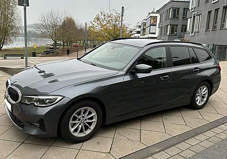 BMW 318d 318 Touring Aut. Advantage