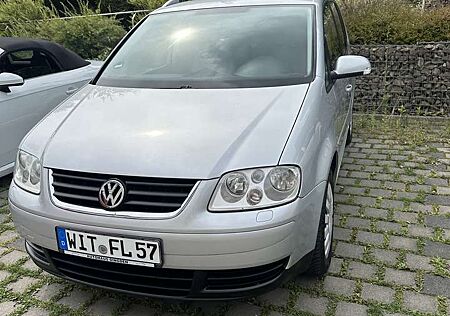 VW Touran Volkswagen 1.6