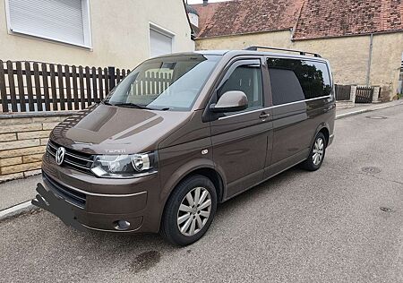 VW T5 Multivan Volkswagen Facelift - Team - Sorglos - Top - viel Zubehör