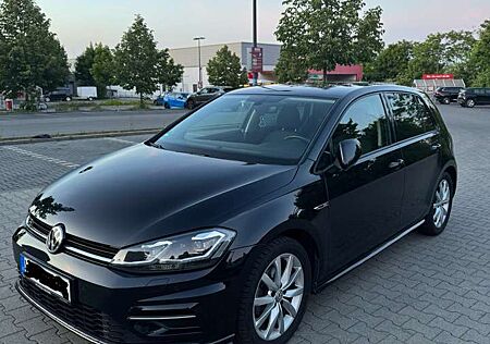 VW Golf Volkswagen 1.5 TSI ACT (BlueMotion Technology) DSG Highline