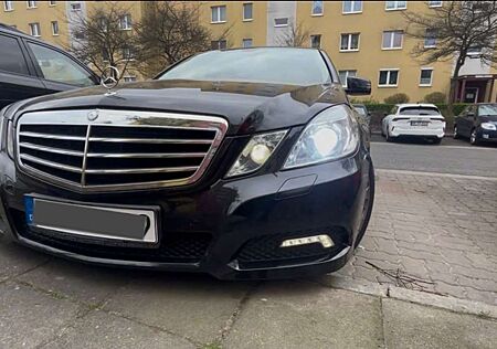 Mercedes-Benz E 250 CDI DPF BlueEFFICIENCY Avantgarde