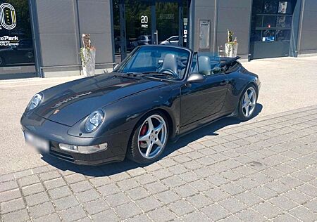 Porsche 993 911 Carrera Cabrio, 6 Gang Handschalter