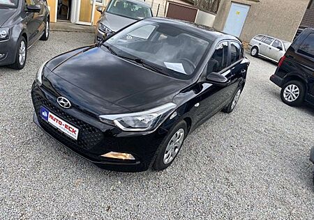 Hyundai i20 Basis 1 Hand