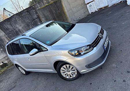 VW Touran Volkswagen 1.6 TDI DPF DSG Comfortline