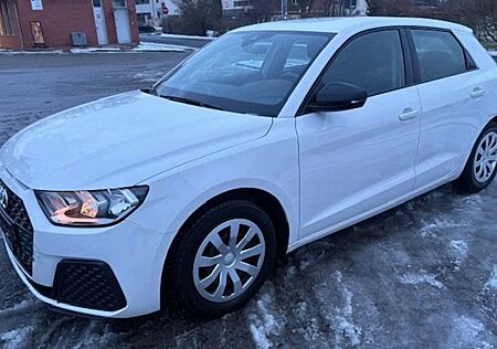 Audi A1 Sportback / Citycarver 25 TFSI Sportback