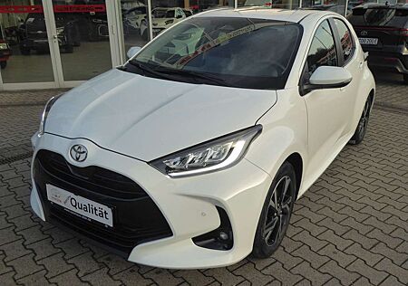 Toyota Yaris 1.5H Teamplayer+Comfort+Safety-Paket