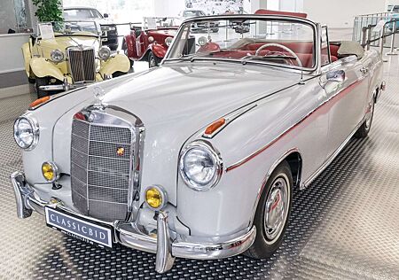 Mercedes-Benz 220 S Ponton Cabriolet (W187)