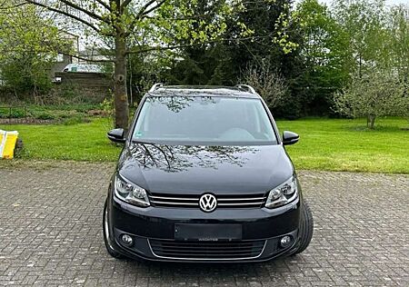 VW Touran Volkswagen 1.2 TSI Cup
