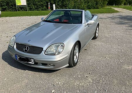 Mercedes-Benz SLK 320
