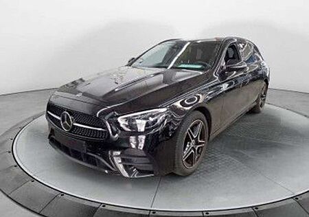 Mercedes-Benz E 300 de T AMG LINE*PANO*DISTR+*BURMES*360*MEMO