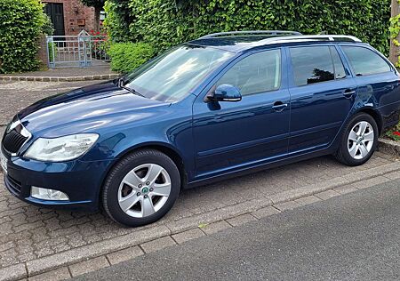 Skoda Octavia Combi 2.0 TDI DPF Elegance