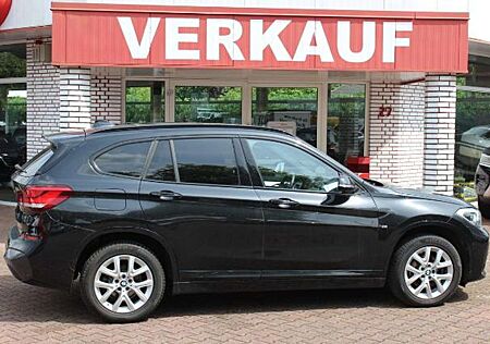 BMW X1 sDrive18i Steptr. M Sport / Panorama + HeadUp + Le