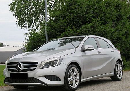 Mercedes-Benz A 180 CDI (BlueEFFICIENCY) 7G-DCT
