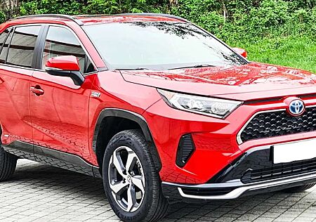 Toyota RAV 4 RAV+4+2.5+4x4+Hybrid+Team+Deutschland