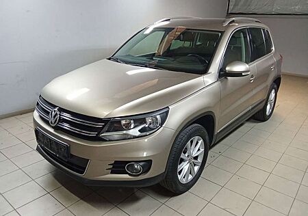 VW Tiguan Volkswagen Sport & Style BMT