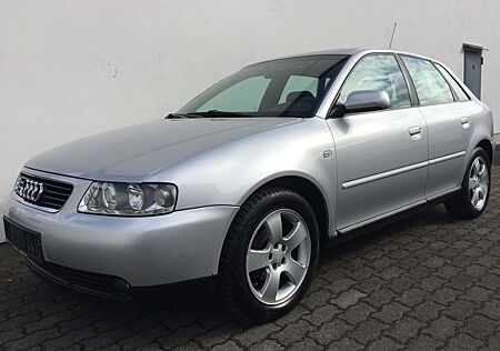 Audi A3 1.6 Attraction 8L 5 türig/Klima/LM/TÜV NEU