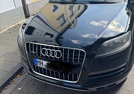 Audi Q7 3.0 TDI clean diesel quattro (180kW)