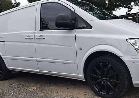 Mercedes-Benz Vito 113 CDI Lang WORKER
