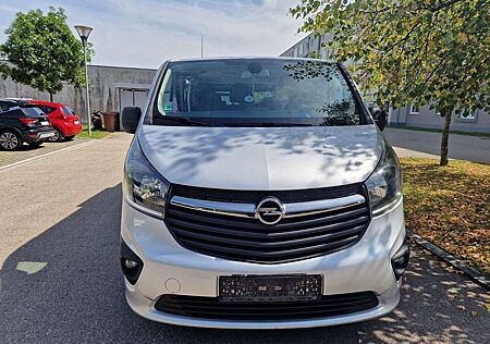 Opel Vivaro Combi L2H1 2,9t