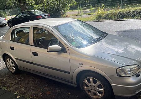 Opel Astra Automatik G CC alle Season Reifen