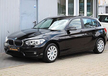 BMW 118 i Automatik+Navi+Klimaaut+PDC+1.Hand+LED