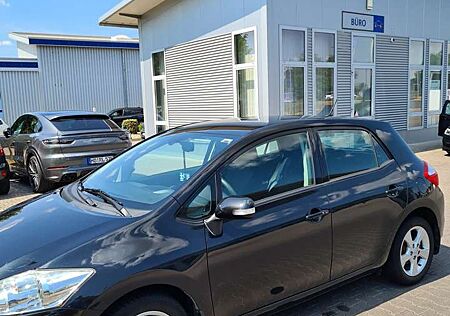 Toyota Auris 1.6 MultiMode Executive