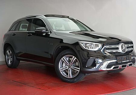Mercedes-Benz GLC 300 e 4Matic 9G-Tronic Leder/Temp/Kamera/Pan