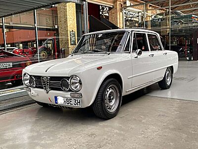 Alfa Romeo Giulia Super hist. Rallye-Tourenwagen