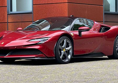 Ferrari Others SF90 Stradala LIFT, CARBON, Rosso Fiorano