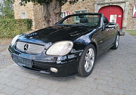 Mercedes-Benz SLK 200 org."Final Edition",Öl etc+ Reifen neu!!