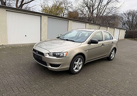 Mitsubishi Lancer Stufenheck 1.5 Inform, TÜV NEU, KLIMA