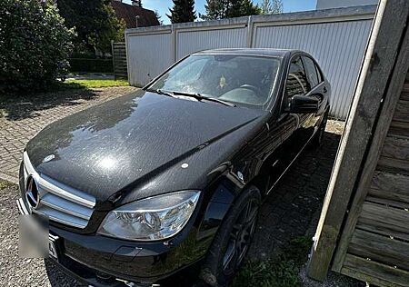 Mercedes-Benz C 250 CGI Automatik BlueEFFICIENCY