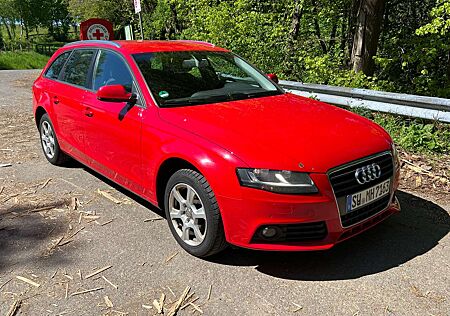Audi A4 Avant 2.0 TDI DPF Attraction
