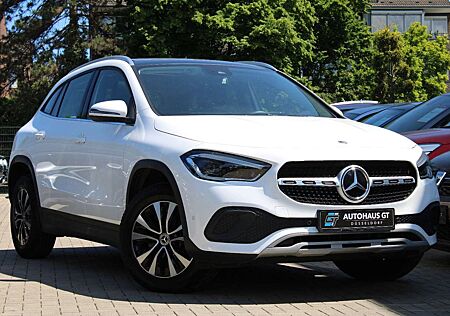 Mercedes-Benz GLA 180 d/DCT/1.Hand/Pano/Klima/Navi/Kamera/Leder
