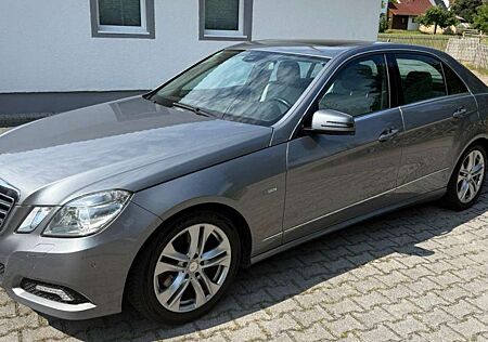 Mercedes-Benz E 300 E-Klasse Diesel CDI DPF BlueEFFICIENCY 7G-TRONIC A