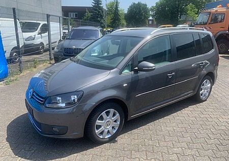 VW Touran Volkswagen Life BMT Comfortline