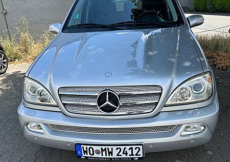 Mercedes-Benz ML 400 CDI Final Edition