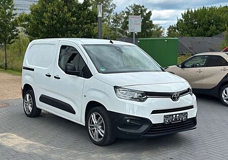 Toyota Pro Ace Proace Klimaanlage,Navi,135000KM