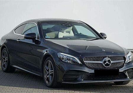 Mercedes-Benz C 300 C-Klasse Coupe Diesel d Coupe 9G-TRONIC AMG Line