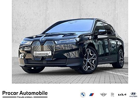 BMW iX xDrive40 Laser DA PA HuD AHK DAB 22"LM