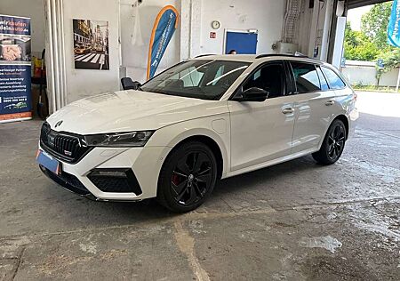 Skoda Octavia RS iV Head-up Massage beheizLenk 4xSitzhzg 360°
