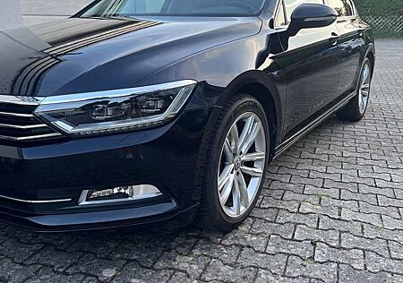 VW Passat Volkswagen 2.0 TDI DSG BMT mit viel Extras