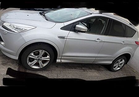 Ford Kuga 2.0 TDCi 4x4 Aut. Individual