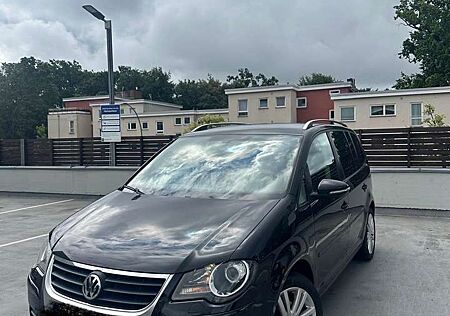 VW Touran Volkswagen Freestyle