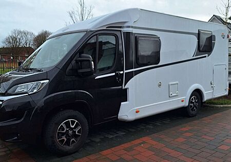 Caravans-Wohnm Carado V 339 Edition 15