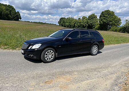 Mercedes-Benz E 220 CDI BlueEfficiency (212.202)