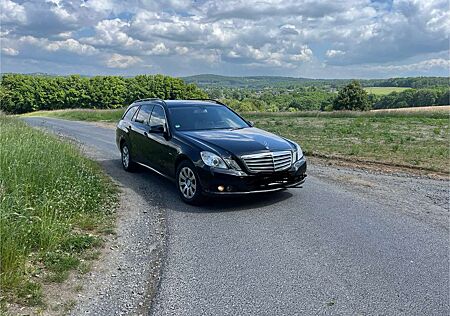Mercedes-Benz E 220 CDI BlueEfficiency (212.202)
