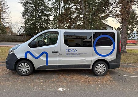 Opel Vivaro 2.5 CDTI L1H1 Life Edition