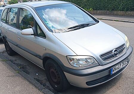 Opel Zafira 1.8 Elegance